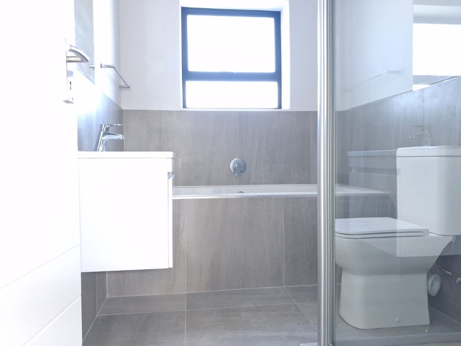 2 Bedroom Property for Sale in Table View Western Cape